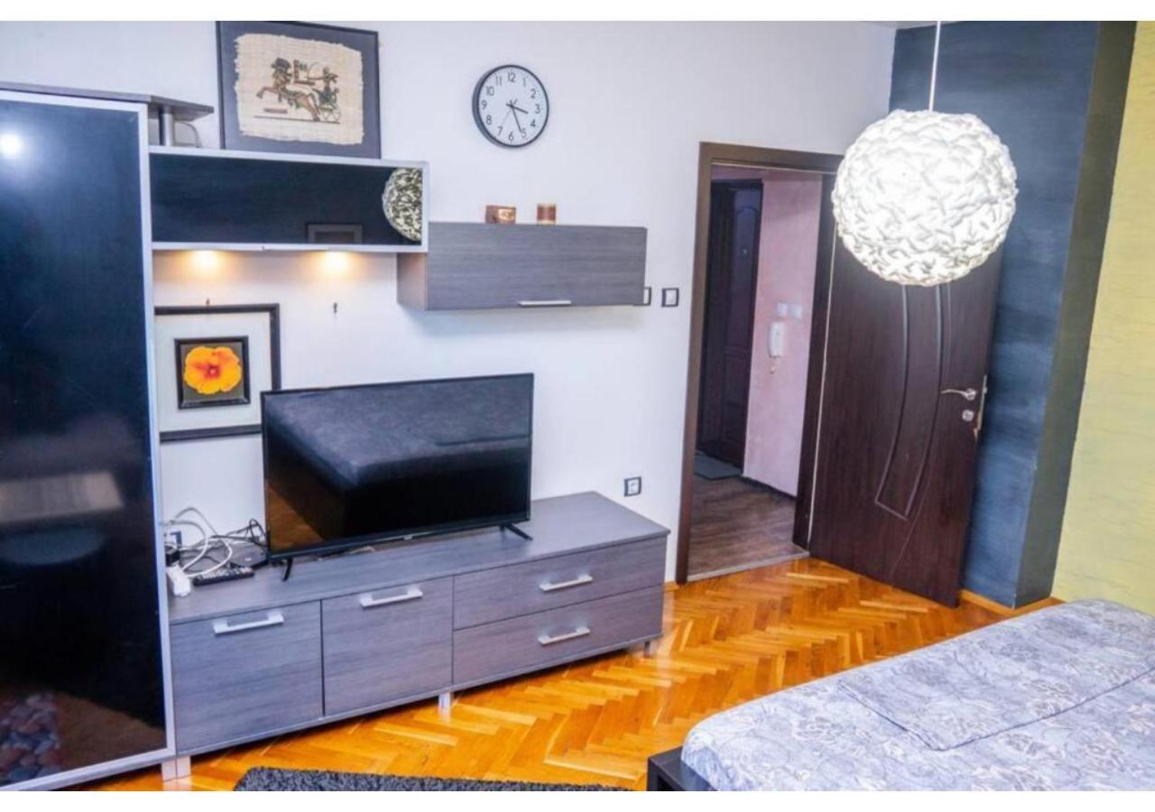 Luxury On The First Line To The Sea Апартаменти Burgas
